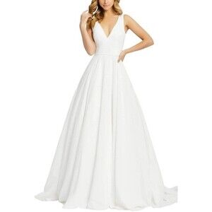 IEENA For MacDuggal Couture V-Neck Formal Gown Dress 55272 White Size 4
